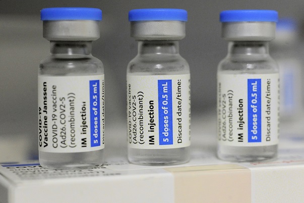 BARI CAMPAGNA VACCINALE POMERIGGI CON JANSSEN ALL'HUB FIERA DEL LEVANTE