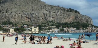 Inquinamento a Mondello, Amap esclude problemi al “Ferro di cavallo”