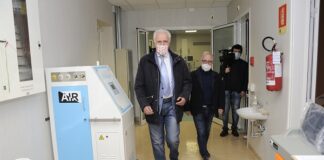 Toscana, Giani “Partono lettere sospensione per sanitari no-vax”