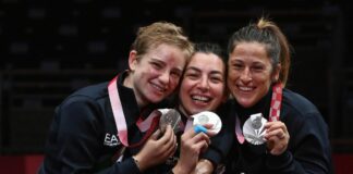 Argento per la squadra italiana di fioretto femminile