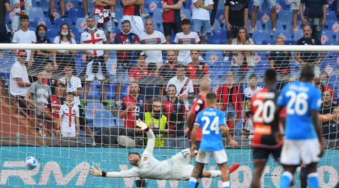 Il Napoli vince in casa Genoa, decice Petagna