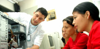 Giovani e lavoro: come intraprendere una carriera online giovani e lavoro