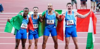Vola la staffetta 4×100, storico oro azzurro