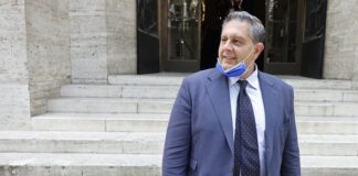 Liguria, Toti “Al lavoro per ritorno a scuola in sicurezza”