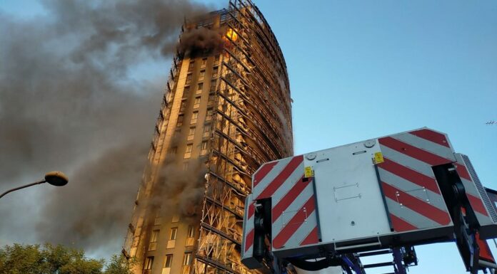 Incendio Milano, da Banca Mediolanum 100.000 euro alla Torre dei Moro
