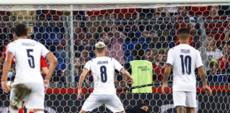 Jorginho sbaglia rigore, Svizzera-Italia 0-0