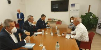 Confapi “Il Governo decida presto per l’obbligo vaccinale”