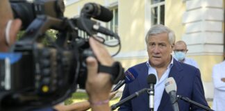 Tajani “Tampone gratuito per chi non può vaccinarsi”