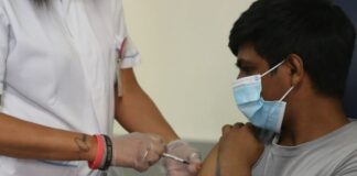 Vaccino, Musumeci “D’accordo sulla terza dose, aspettiamo il governo”