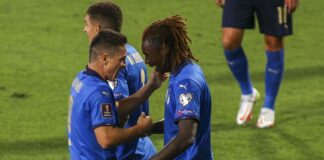 Show Kean-Raspadori, l’Italia travolge la Lituania 5-0