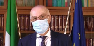 Vaccino, Rezza “Terza dose prima per chi tende a rispondere meno”