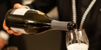 Vino, in Gazzetta Ue domanda registrazione Prosek ma Italia protesta