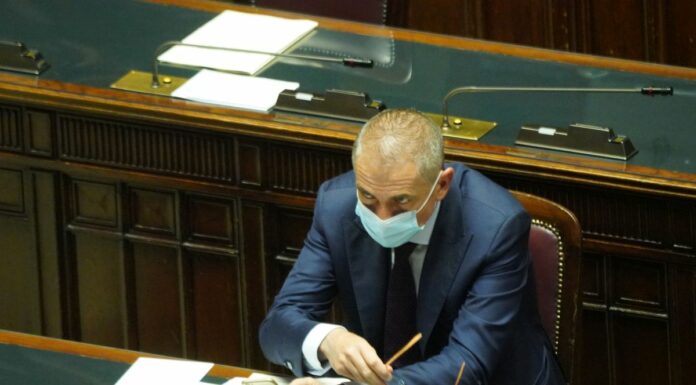 Governo, Costa “Con Draghi coesistono e convivono esperienze diverse”