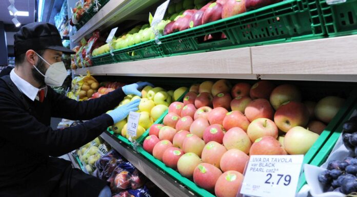 Ad agosto accelera l’inflazione, +2% su base annua