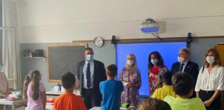 Scuola, Toti “Obiettivo irrinunciabile è non chiuderla mai più”