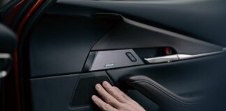 Mazda e Bose, 30 anni di collaborazione a partire dalla RX-7