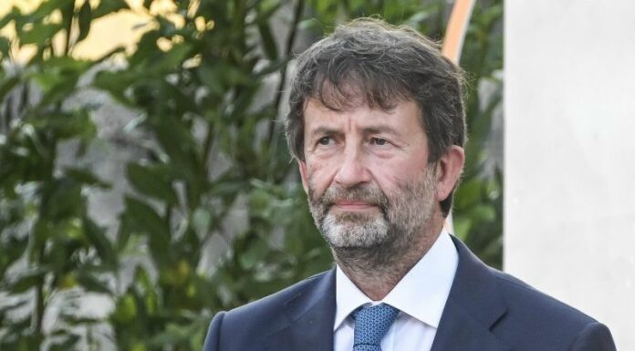 Franceschini “Napoli diventi sede festival omaggio a Pino Daniele”