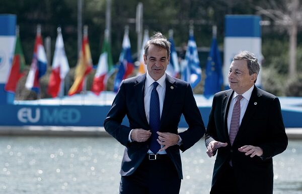 Ue, Draghi “Per difesa comune non c’è tempo da aspettare”