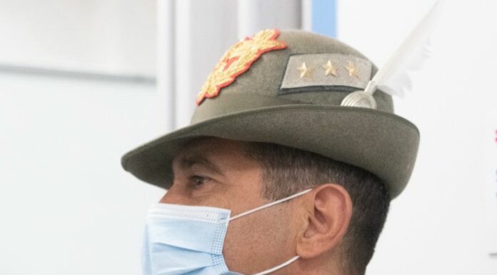 Green pass, Figliuolo “Prenotazioni vaccino incrementate fino al 40%”