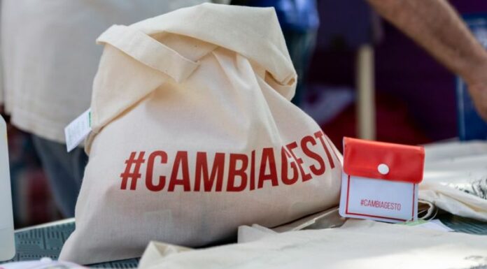 Terza tappa tour di #Cambiagesto contro inquinamento da mozziconi