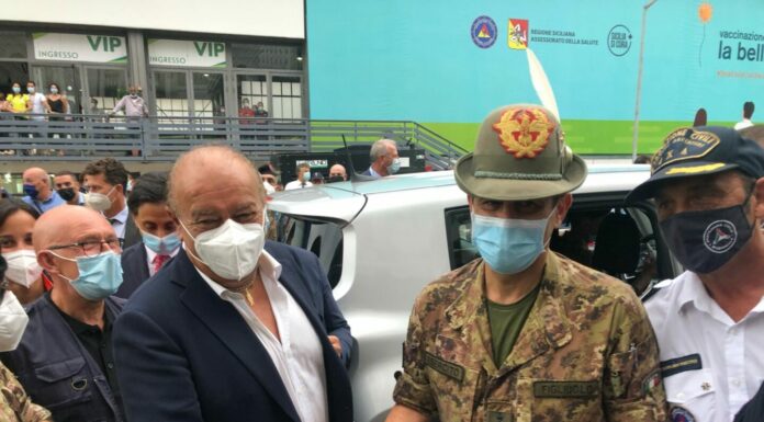 Vaccino, Figliuolo: “In Sicilia dati in miglioramento, sono contento”