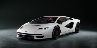 Pirelli e Lamborghini Countach, 50 anni insieme