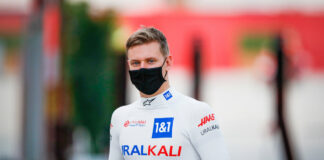Mick Schumacher rinnova con la Haas per il 2022