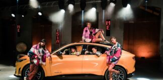 Mustang svela la Mach-E GT con Vogue Talents