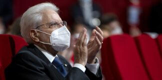 Mattarella “Bersaglieri esempio virtù che hanno scritto storia d’Italia”