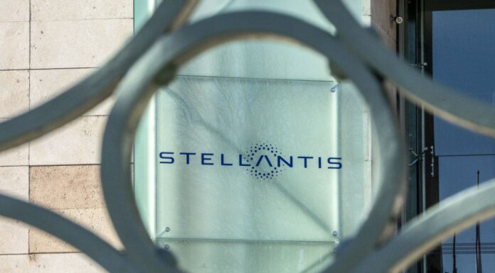 Stellantis annuncia la cassa integrazione dal 19 al 30 ottobre a Mirafiori