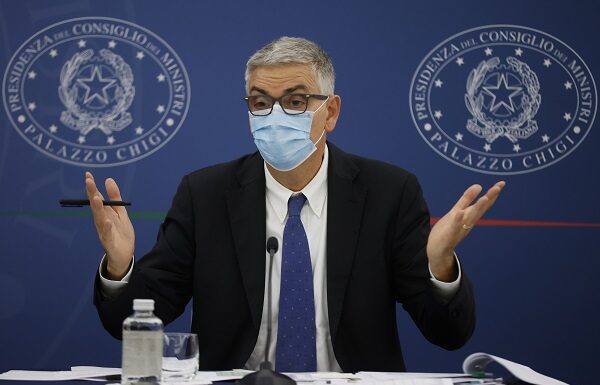 Cts aumenta capienza stadi al 75%, teatri e cinema all’80%