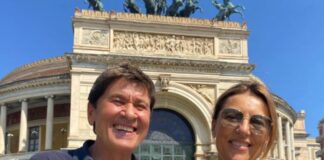 Gianni Morandi in vacanza a Palermo “Città fantastica”