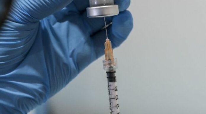 Ministero, via libera a somministrazione vaccino con antinfluenzale