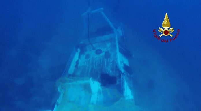 Immigrazione, 8 anni fa la strage di Lampedusa con 368 morti