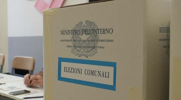 Amministrative, affluenza in calo al 54,69%
