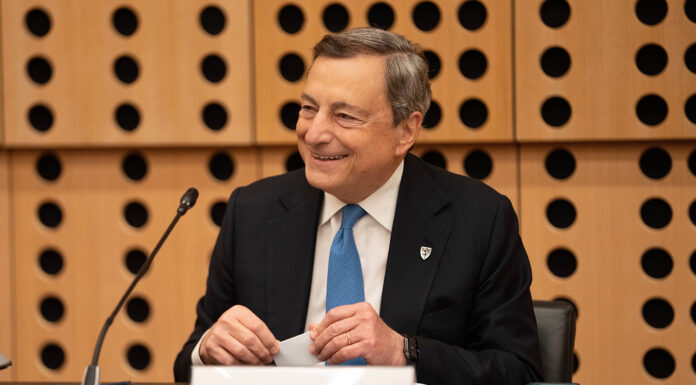 Draghi “Il Governo va avanti e non segue il calendario elettorale”