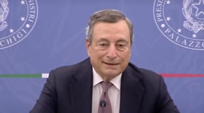 Covid, Draghi “I vaccini sono sicuri e salvano vite”