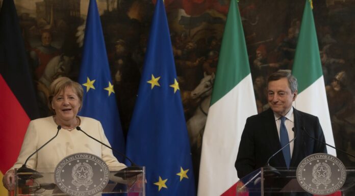 Draghi “Merkel determinante per l’Ue, ci mancherà”