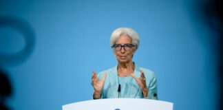 Ue, Lagarde “Entro fine 2021 ritorno Pil a livello pre-crisi”