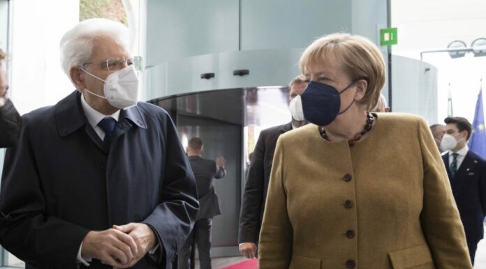 Mattarella “L’Unione Europea dovrà essere più forte e coesa”