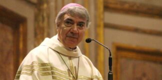 Vescovo Napoli “Stanno uccidendo la città, camorristi convertitevi”