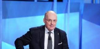 Ricciardi “Logorante fare tamponi continui, aumenteranno i vaccini”