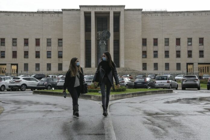 RIPRESA DELLE LEZIONI ALL'UNIVERSITA' DEGLI STUDI LA SAPIENZA DI ROMA