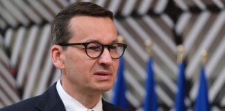 Morawiecki “Non accettiamo ricatti dall’Ue”