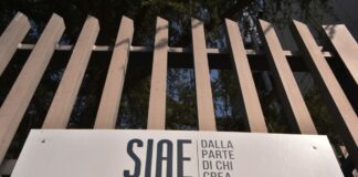 Attacco hacker alla Siae, rubati 60 gigabyte di dati sugli artisti