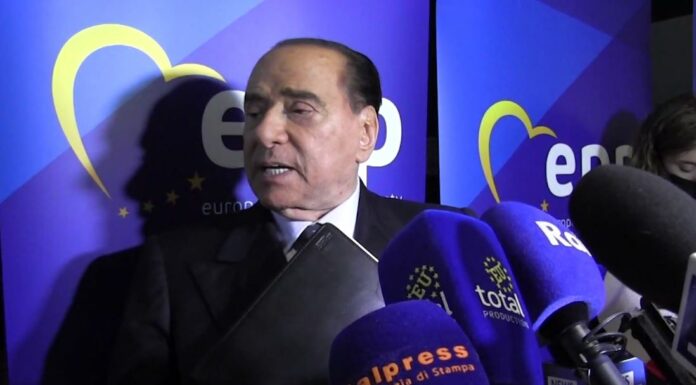 Berlusconi “Centrodestra italiano lontano dagli estremismi”