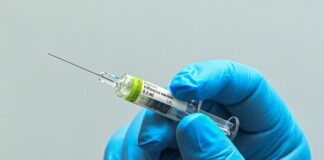 Il vaccino antinfluenzale potrà essere somministrato in farmacia