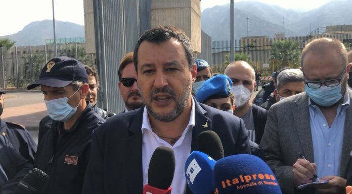 Open Arms, Salvini: “Andare a processo è surreale”