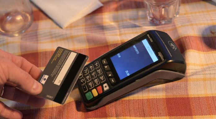 Manovra, M5S “Draghi rispetti gli impegni sul cashback”