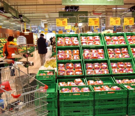 CNA, con il caldo cambia il carrello della spesa degli italiani. In aumento il consumo di frutta